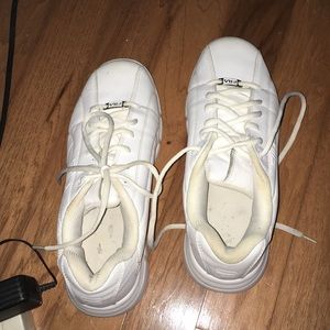 Iam Selling Filas